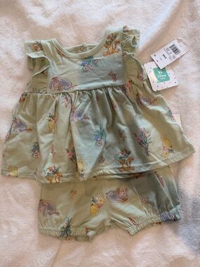 Disney Baby Green Winnie the Pooh & Friends Two-Piece Set Baby 6-9mo